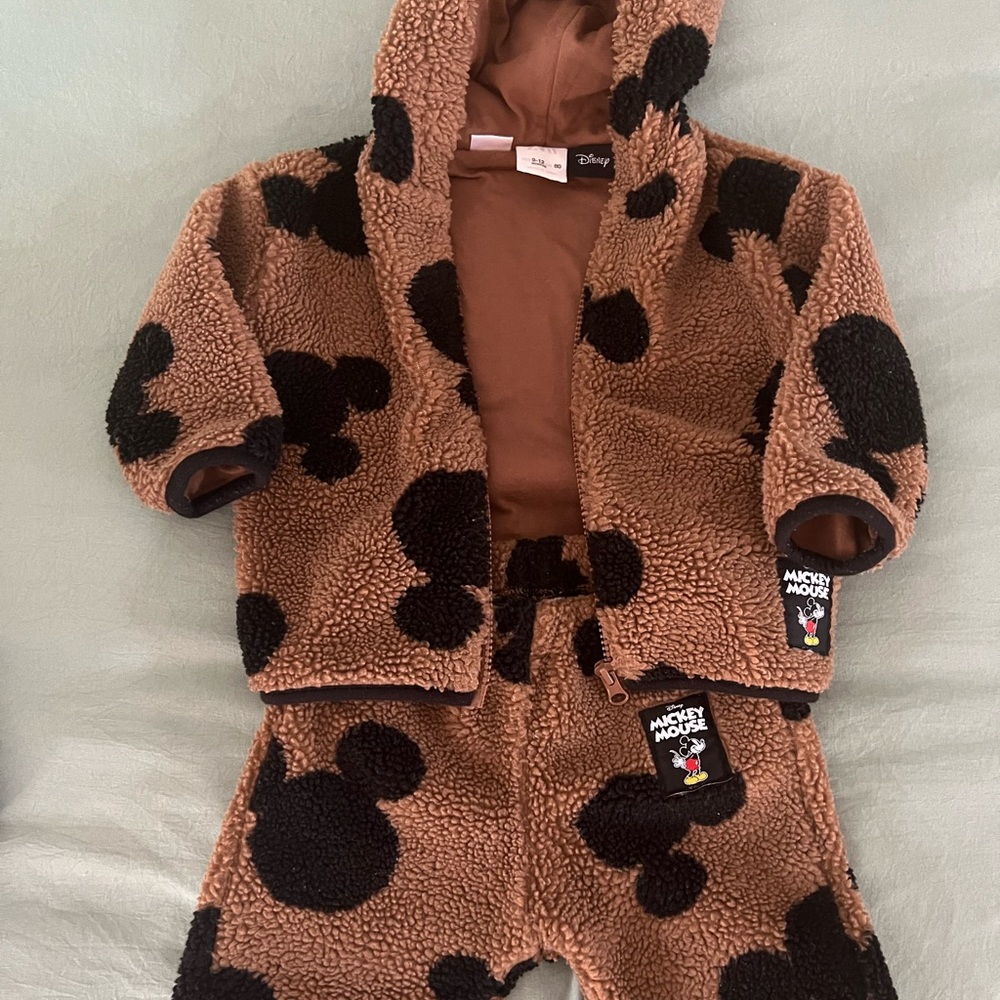 Mickey matching set
